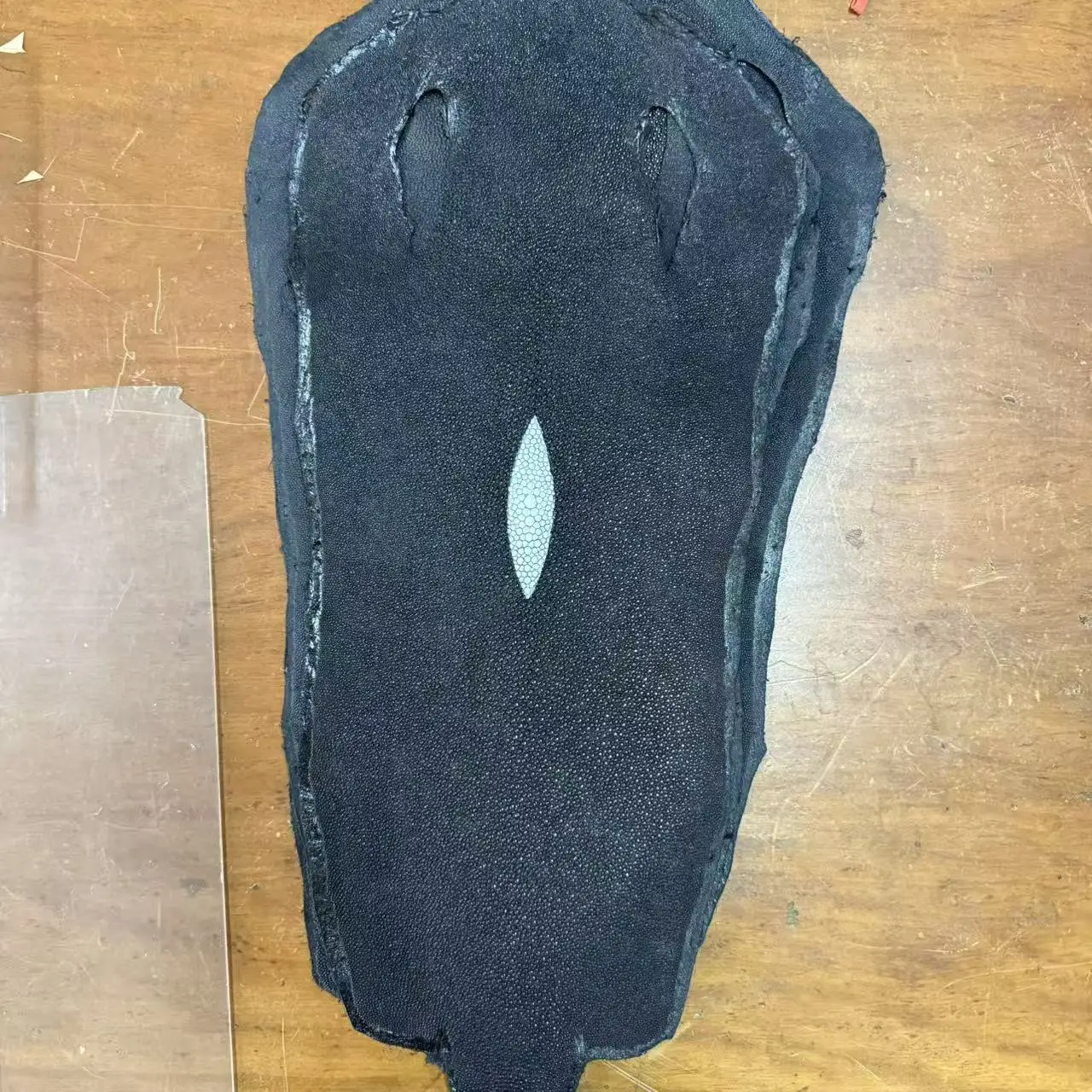 

Black Long 7 Inch White Eye Pearl Fish Skin Billiard Cue Stick Handle Knife Handle Mobile Phone Case Watch Band DIY Materials