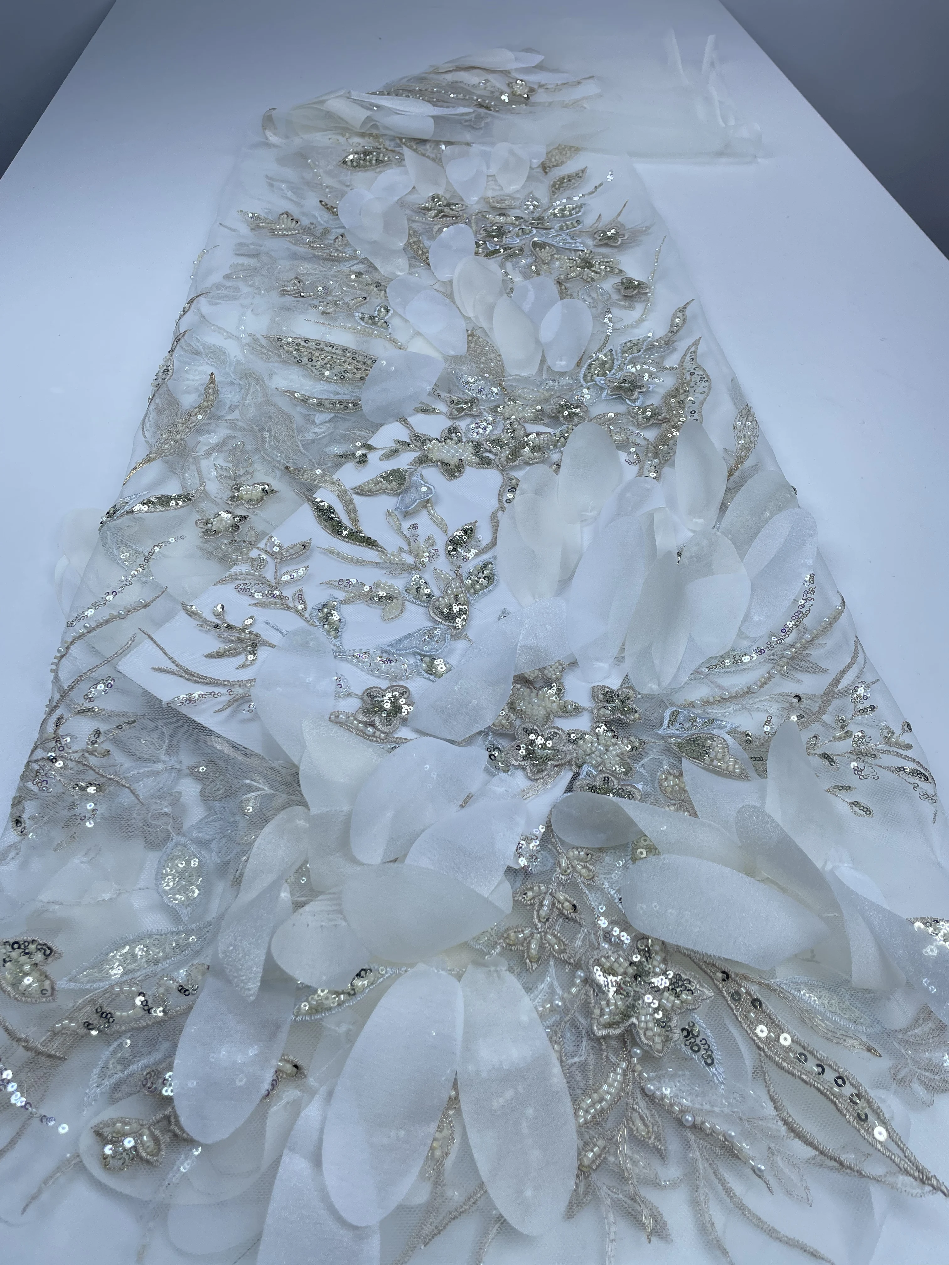 African 3D Flower Lace Fabric 5 Yards High Quality Beaded Embroidery Lace Fabrics Sequence Tulle Lace For Wedding Party Dress