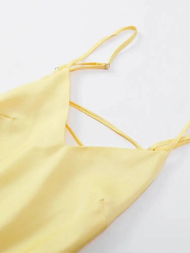 セクシーなイエローサテンのバックレスマキシドレス、女性用エレガントなノースリーブVネック、スリングロングローブ、新作2025、レディースイブニングパーティー、スリムフィットガウン