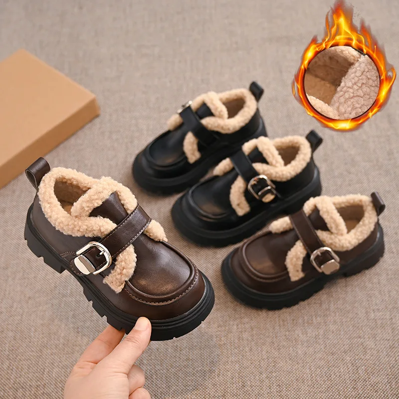 

Kids Flat Shoes Suede Warm for Winter Children Leather Shoes Round Toes 2025 Winter New Girls Princess Shoes Soft Bottom British