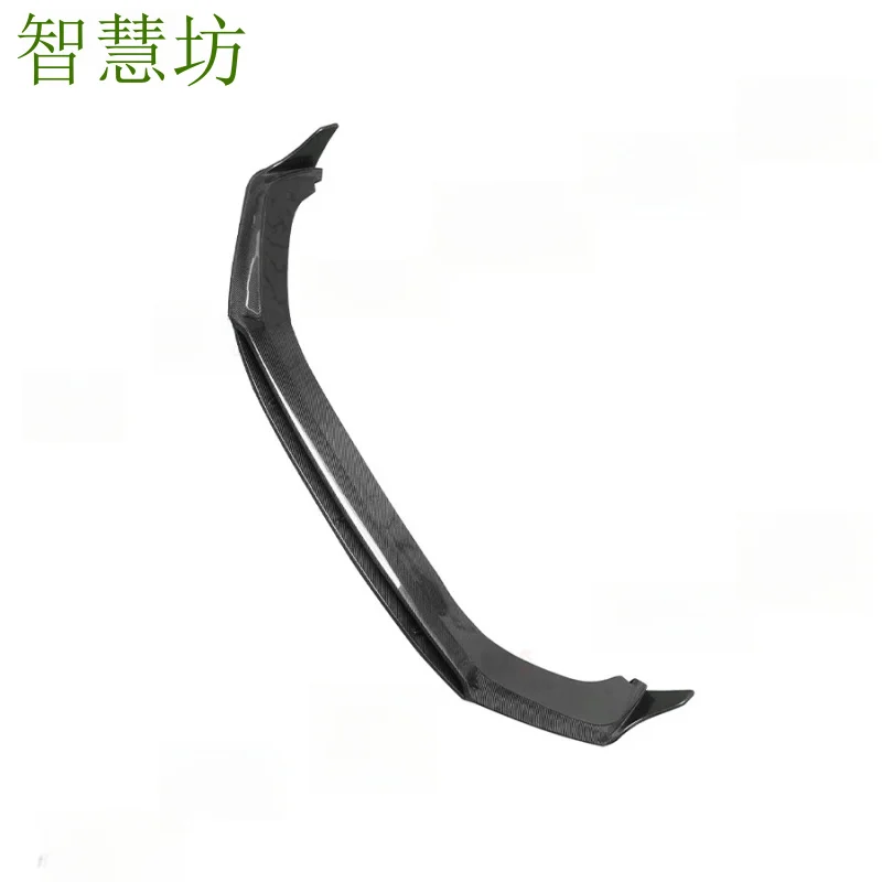 

Подходит для Porsche Panamera 971, модифицированный передний сплиттер из карбона.