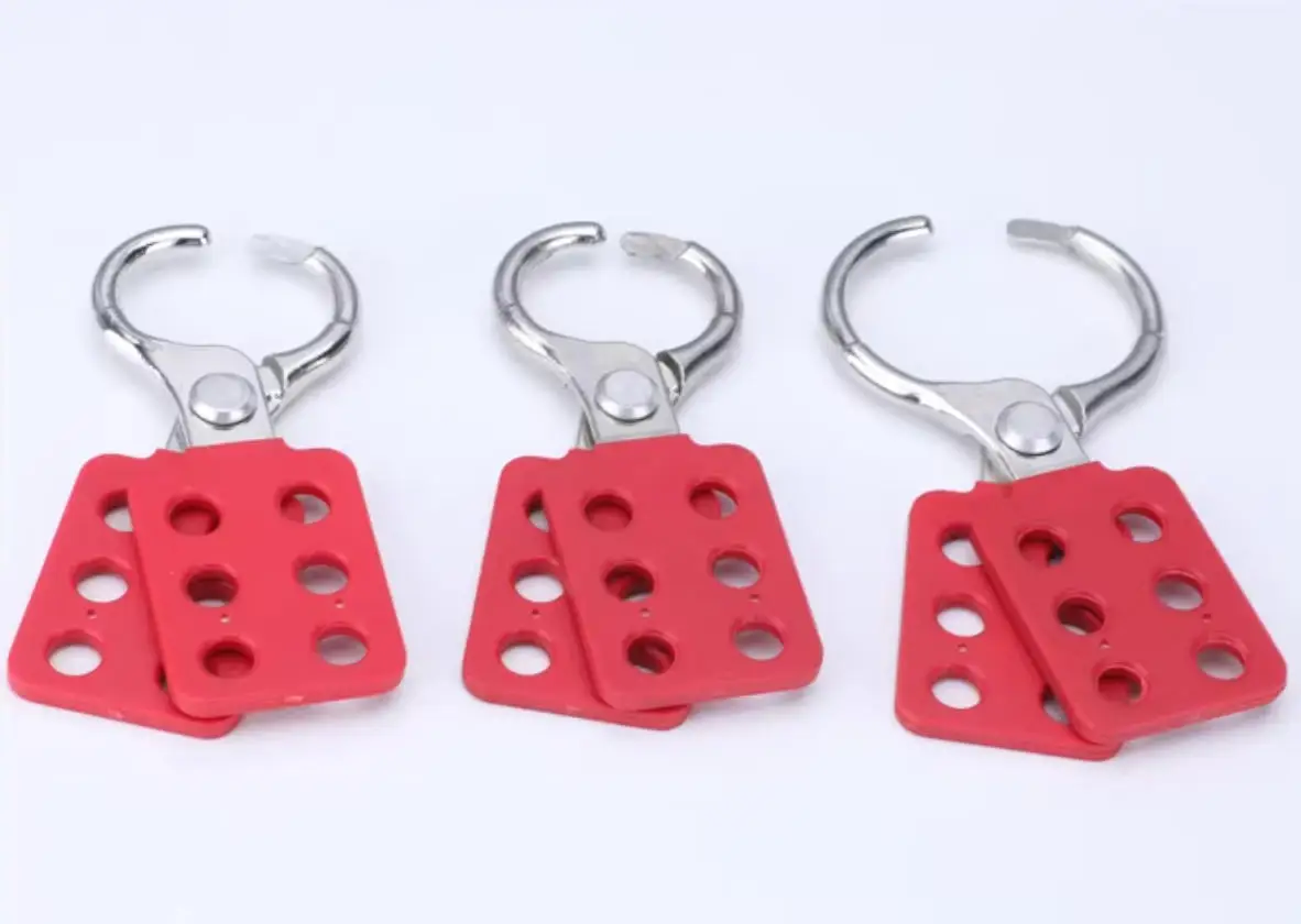 masterlock Lockout Hasp 1\'\' hasp ,aluminium body , scissor action 25mm dia jaws,  red plastic coated