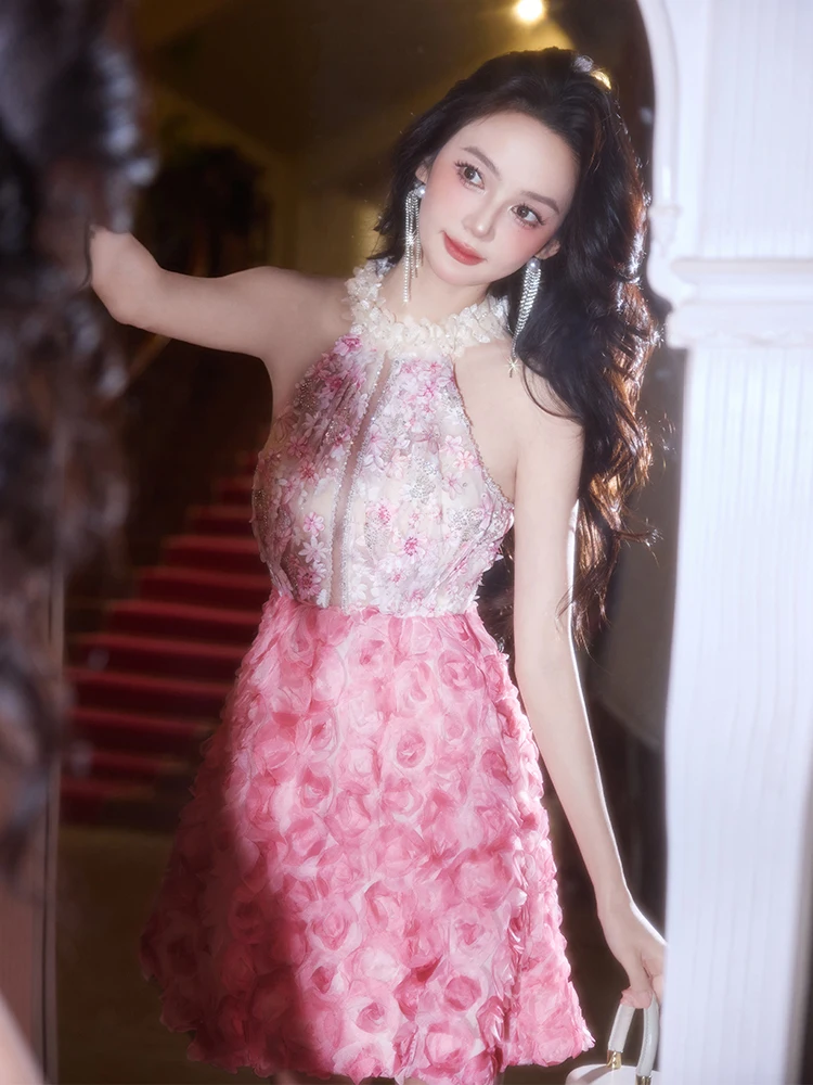 

Розовое короткое платье с цветочным принтом в корейском стиле для повседневной носки, с А-образной юбкой, для женщин