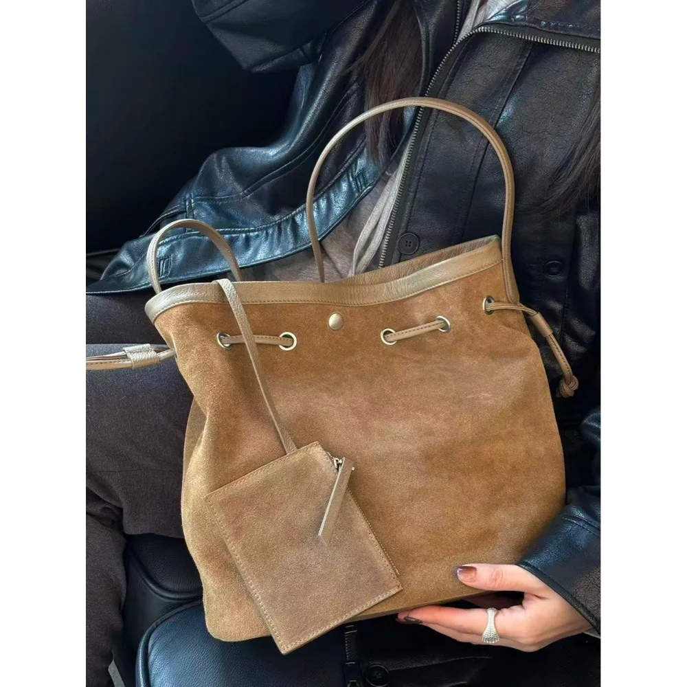 

New Hot-selling Fashion Versatile Canvas Bucket Bag Splicing Contrasting Color Casual Niche Design Shoulder Bag Large Capacity