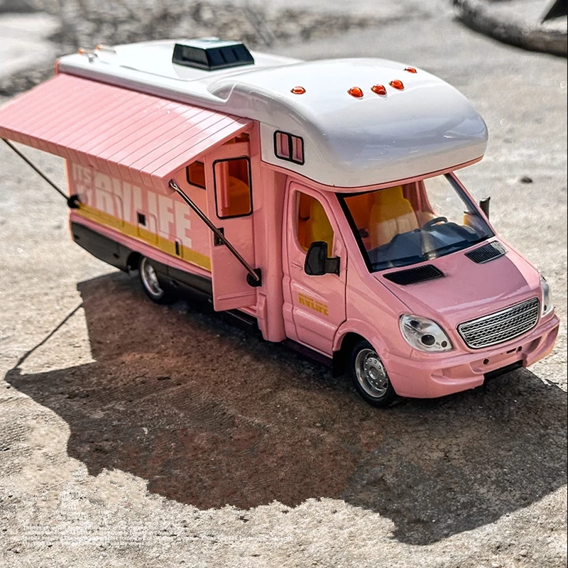 

1:28 Diecast Luxury RV Recreational Vehicle Car Model Metal Toy Motorhome Camper Van Touring Car Model Sound and Light Kids Gift