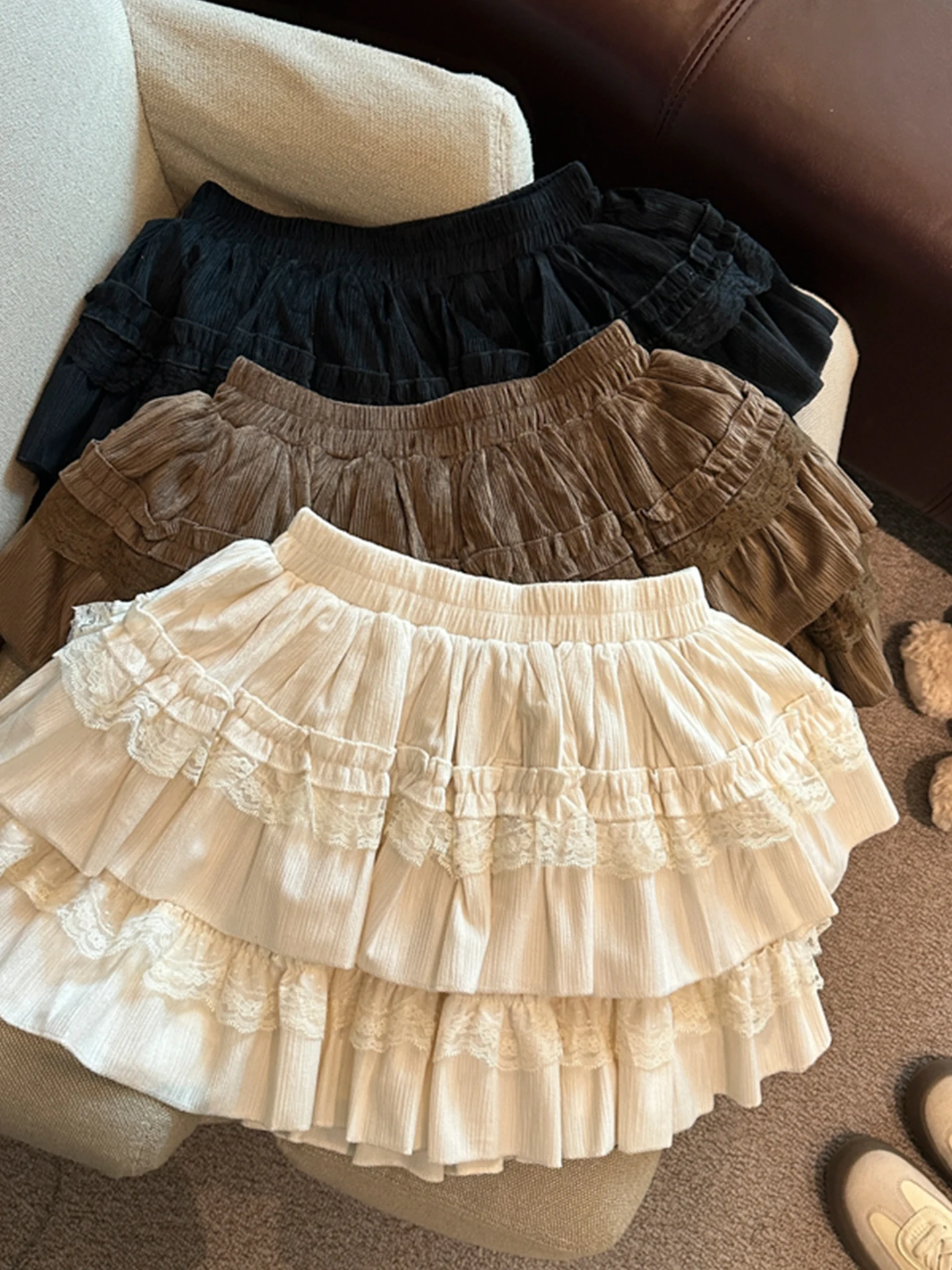 

Emily Clud Recommended Sweet Lace Splice Cake Skirt High Waist A-Line Skirt for Women Autumn Winter Faion Casual Sle