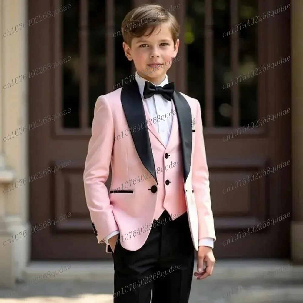 

Розовый и черный костюм для мальчика по индивидуальному заказу, формальный детский смокинг, детская одежда для малышей, наряд для мальчиков, куртка из трех предметов, жилет, брюки