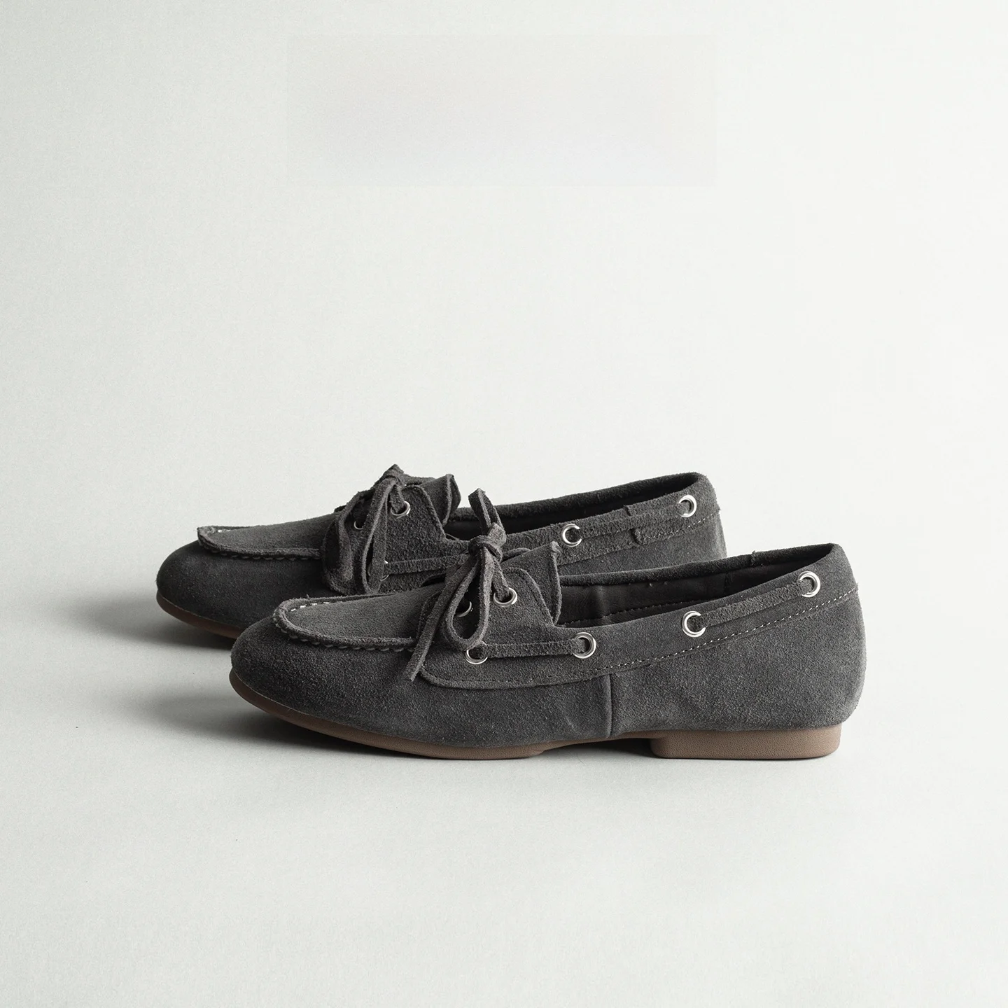

Genuine Leather Flat Bottom Loafers Women's Spring Versatile Knot Lazy One-Step Small Leather Shoes Casual Single S...