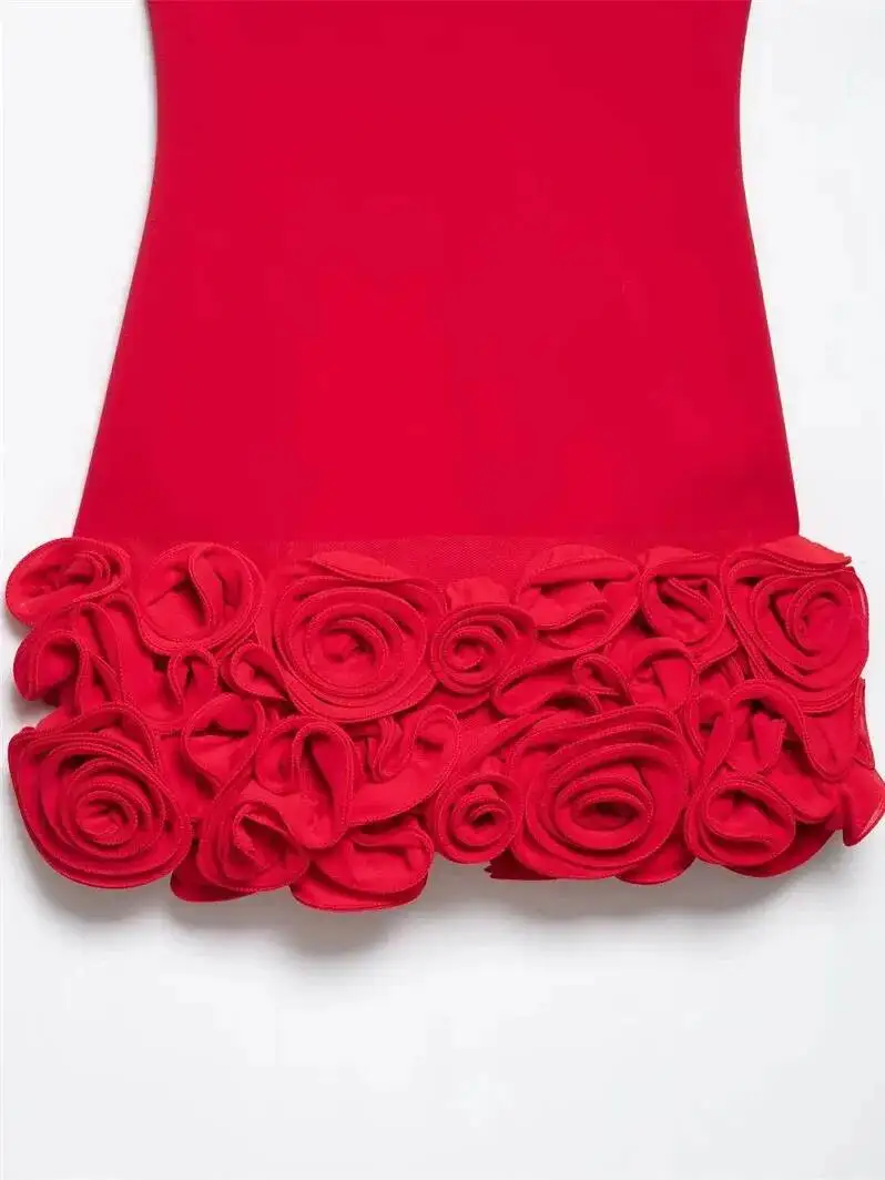 ชุดเดรสสตรีฤดูร้อนใหม่เดรสสั้นสีแดงสายเดี่ยวตกแต่งดอกไม้สามมิติออกแบบทันสมัยและเซ็กซี่ส่วนบุคคล 34O4