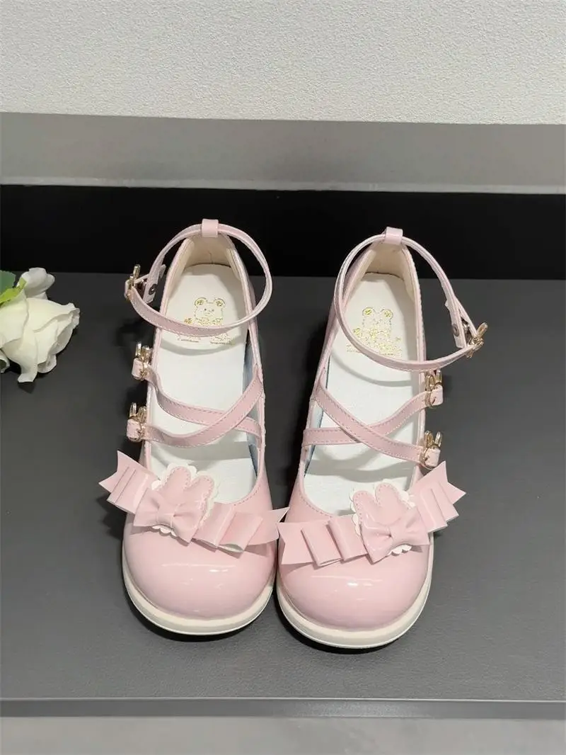 

The new series of original mid-heel round-toed sweet and cute Lolita shoes is fashionable, elegant and casual for girls