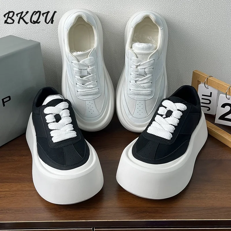 

Мужская обувь на платформе BKQU, новый стиль осени 2025, повседневная и спортивная, универсальная и подходит для всех случаев, дизайн лоферов