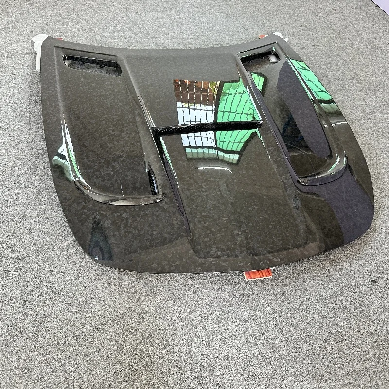 Upgraded Engine Hood Body Kit for GT GTS GTC Forged Dry Carbon Fiber BS Style Engine Hood