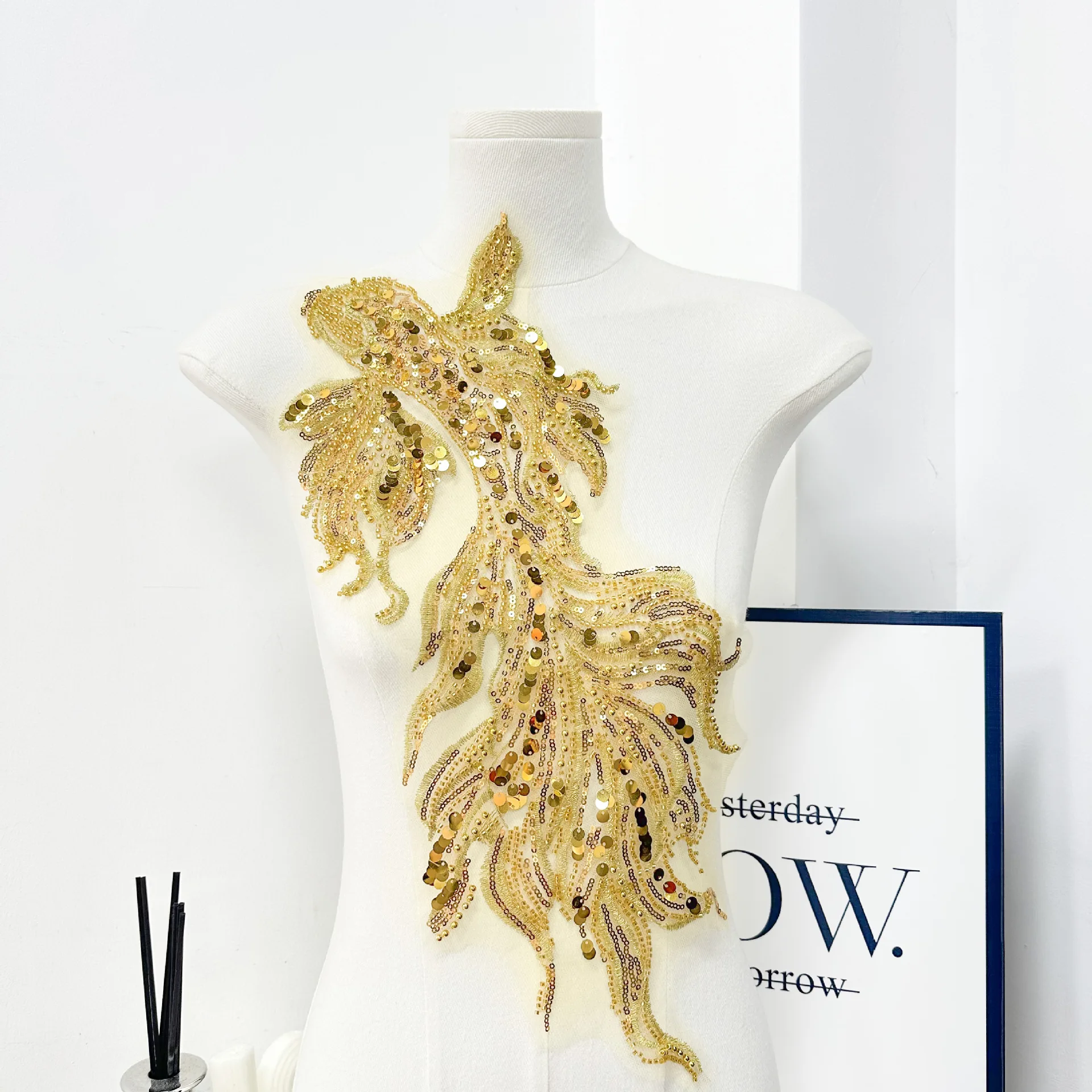 DIY gold embroidered sequined floral appliqué corsage, dress/clothing accessories, embroidered fabric patch