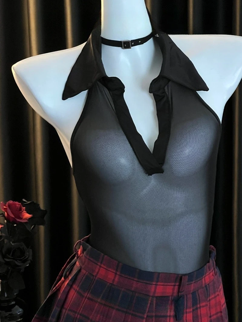 Tuta femminile trasparente in rete sexy, taglio masculina con gonna a pieghe a contrasto, elegante stile con data matura, seducente e seducente