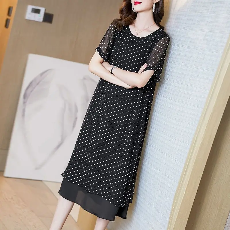 2023 New Summer Simple Style Light Mature Style Round Neck Polka Dot French Loose Relaxed Short Sleeve Celebrity Foreigner Dress