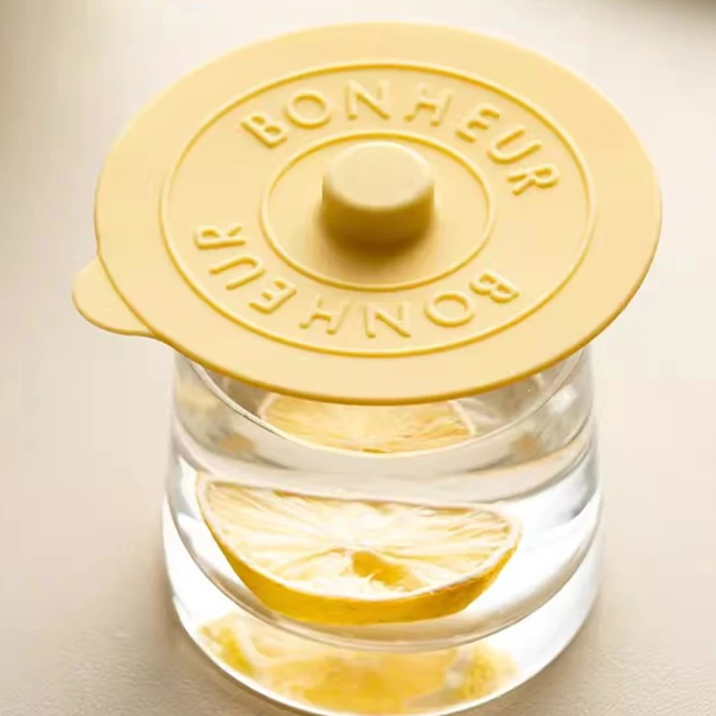 Simple Solid Color Concave Embossed Letter Silicone Integrated Cover Creative Water Cup Dust Cup Lid Round Cold Mug Lid