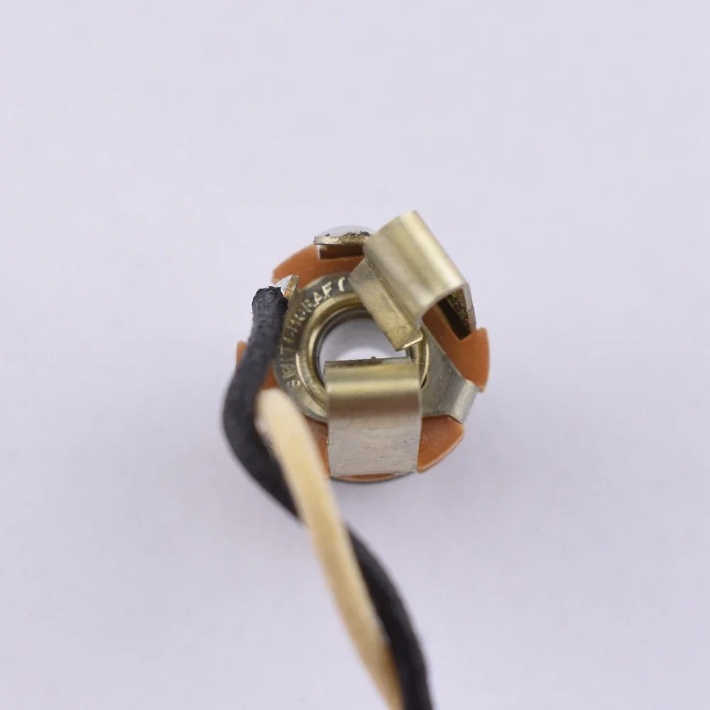 1 Set Loaded Pre-wired Electric Guitar Wiring Harness Prewired Kit ( 3x 250K Brass CTS Pots + 5-Way Switch )
