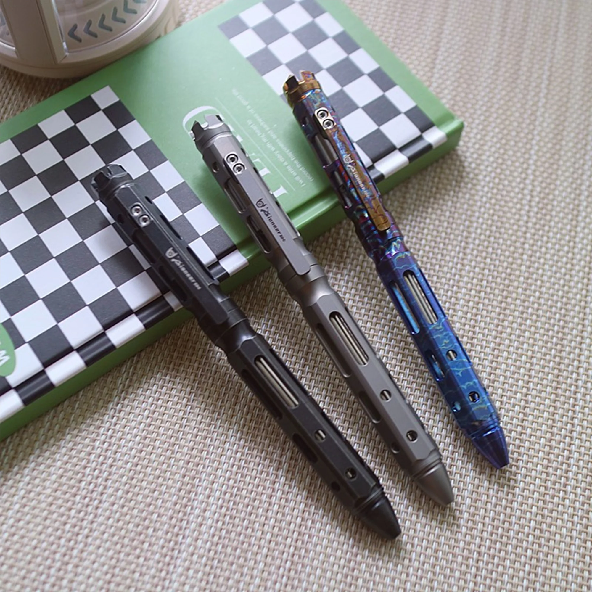 Titanium Tactical Pen Decompression Skeleton Signature Pen EDC Office Stationery