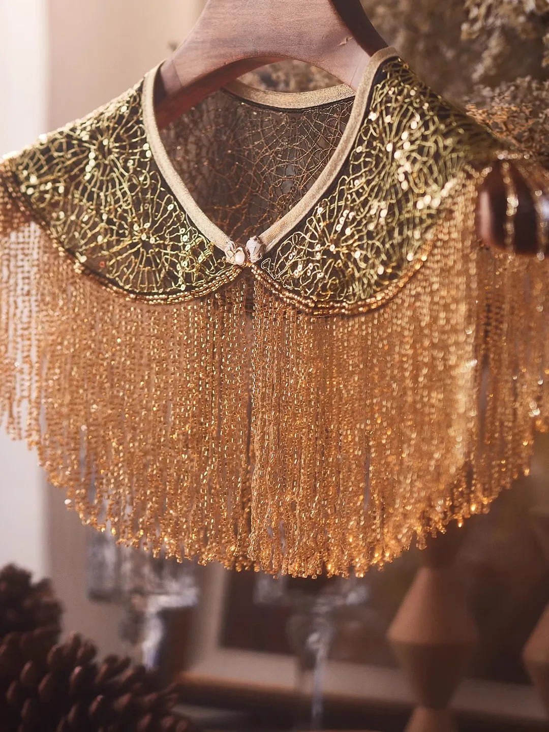 Women's Spring Summer Vintage Gold Lace Tassel Pashmina Female Chinese Style Show Cosplay Party Shawl Cloak Collar R3015