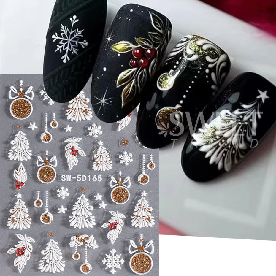 2 Stuks Reliëf Kerst Nail Art Stickers 5D Rose Rendier Holly Kerstboom Nail Decals Zelfklevende Sliders manicure Decoratie