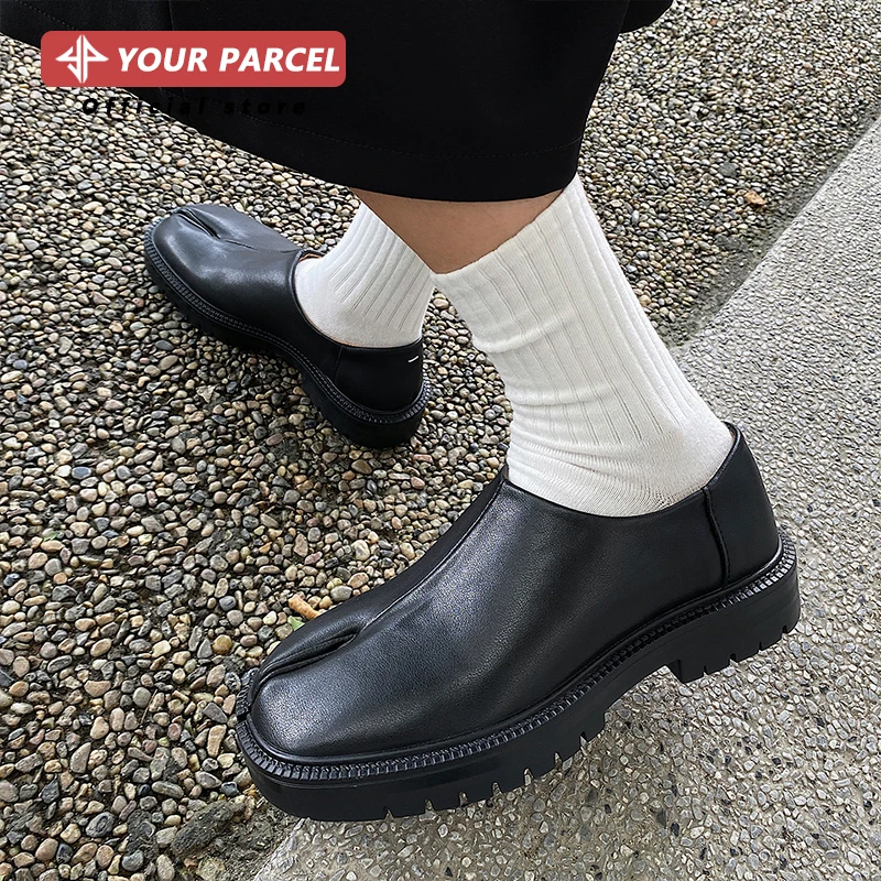 Tabi-sapatos clássicos de couro para homens e mulheres, sapatos casuais de um pé, sapatos baixos unissex, design confortável