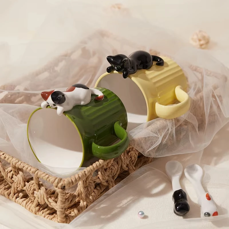 Mug en céramique mignon de chat de dessin animé, tasse à eau créative pour le bureau, tasse à lait pour le petit-déjeuner à la maison, tasse à café pour le thé de l'après-midi pour les couples, cadeau pour un ami