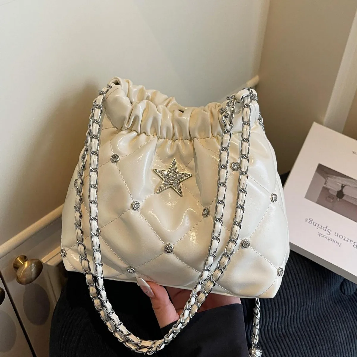 

2025 New Womens Quilted Chain Bag Classic Flap Shoulder Crossbody Bucket Purse Elegant Tweed Handbag for Work Casual