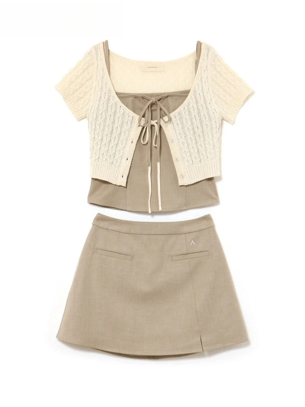 

Japanese Niche Design Slim-fitting Suspenders Tops and A-word Short Skirts Knitted Short-sleeved Blouses Three-piece Set