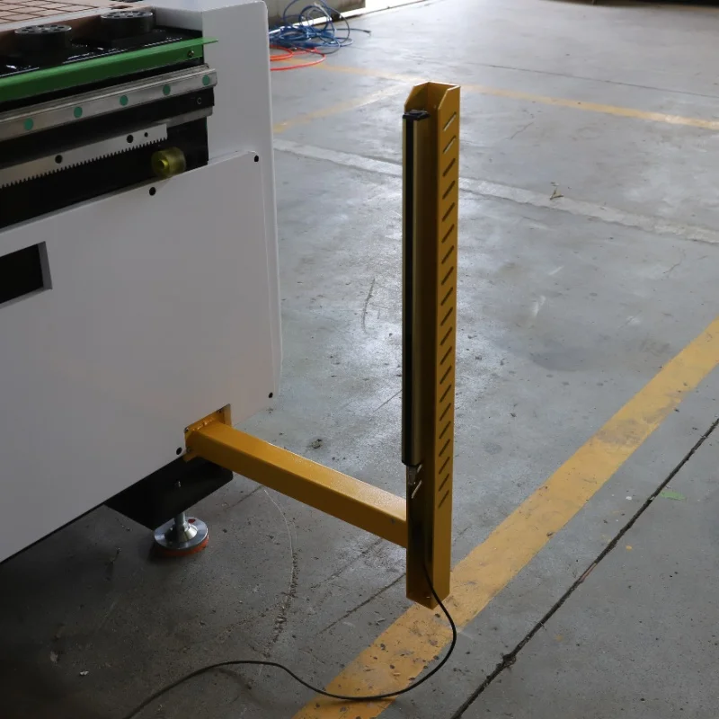 Model 1325 ATC CNC Wood Engraving Machine (3-Axis Linear Automatic Tool Change System) for Custom Furniture Production
