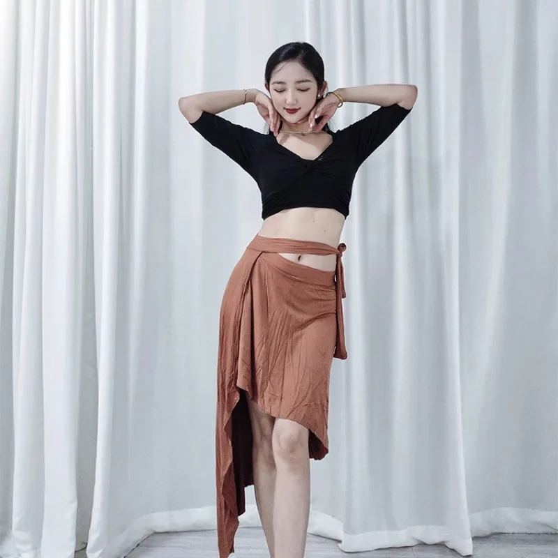 ที่กําหนดเอง Belly Dance เครื่องแต่งกายฝึกชุด Modal Splicing ตาข่าย Twisted Top ไม่สม่ําเสมอ Wrap กระโปรงอเนกประสงค์