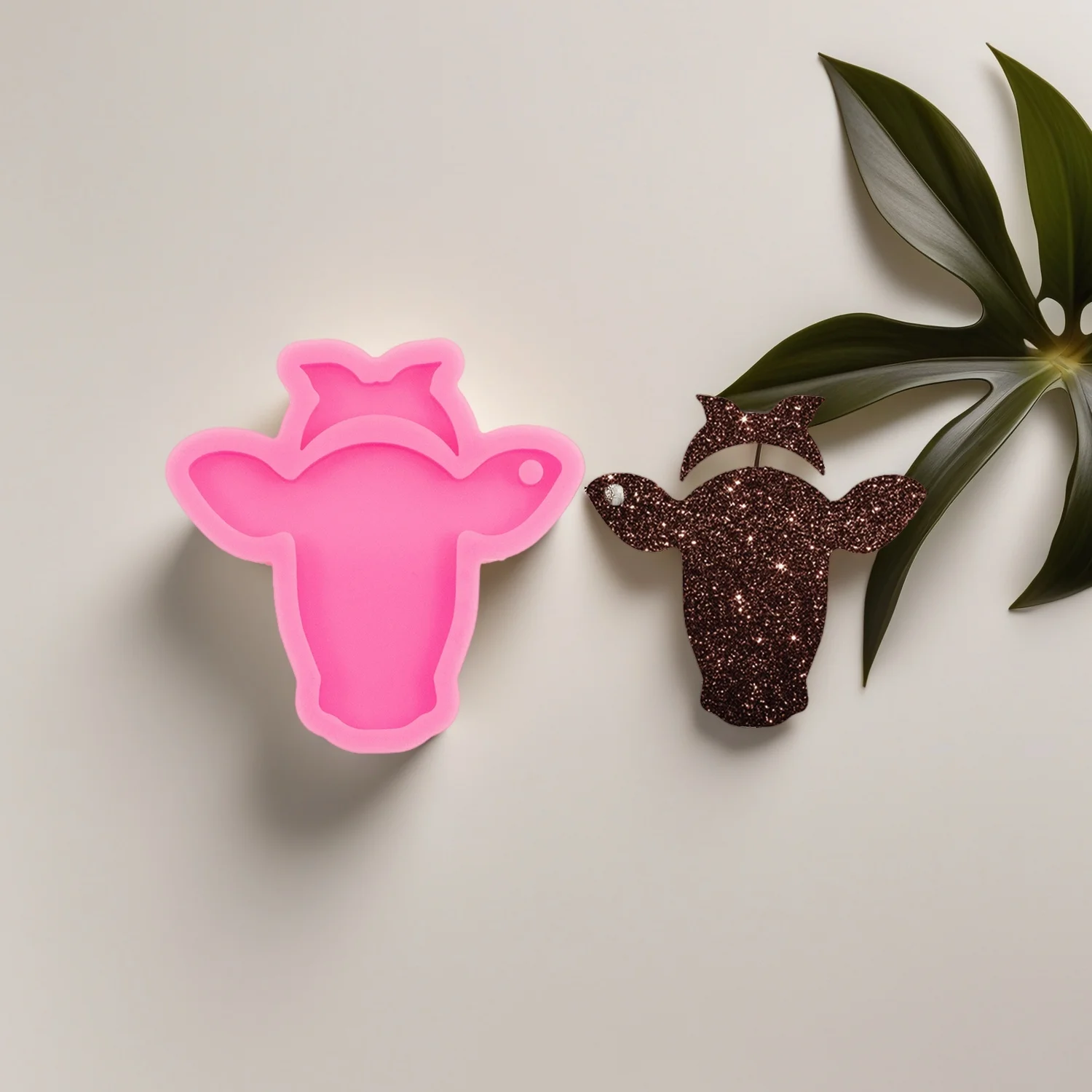 Cow head Molds Epoxy Resin Silicone Keychain Mould DIY Jewelry Casting Crafts, Fondant Bull Mold For Cake