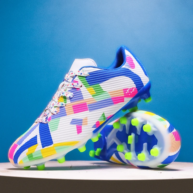 أحذية كرة القدم للرجال والنساء FG AG Society المرابط العشبية للتدريب الداخلي لكرة القدم أحذية رياضية خفيفة الوزن للرجال غير قابلة للانزلاق