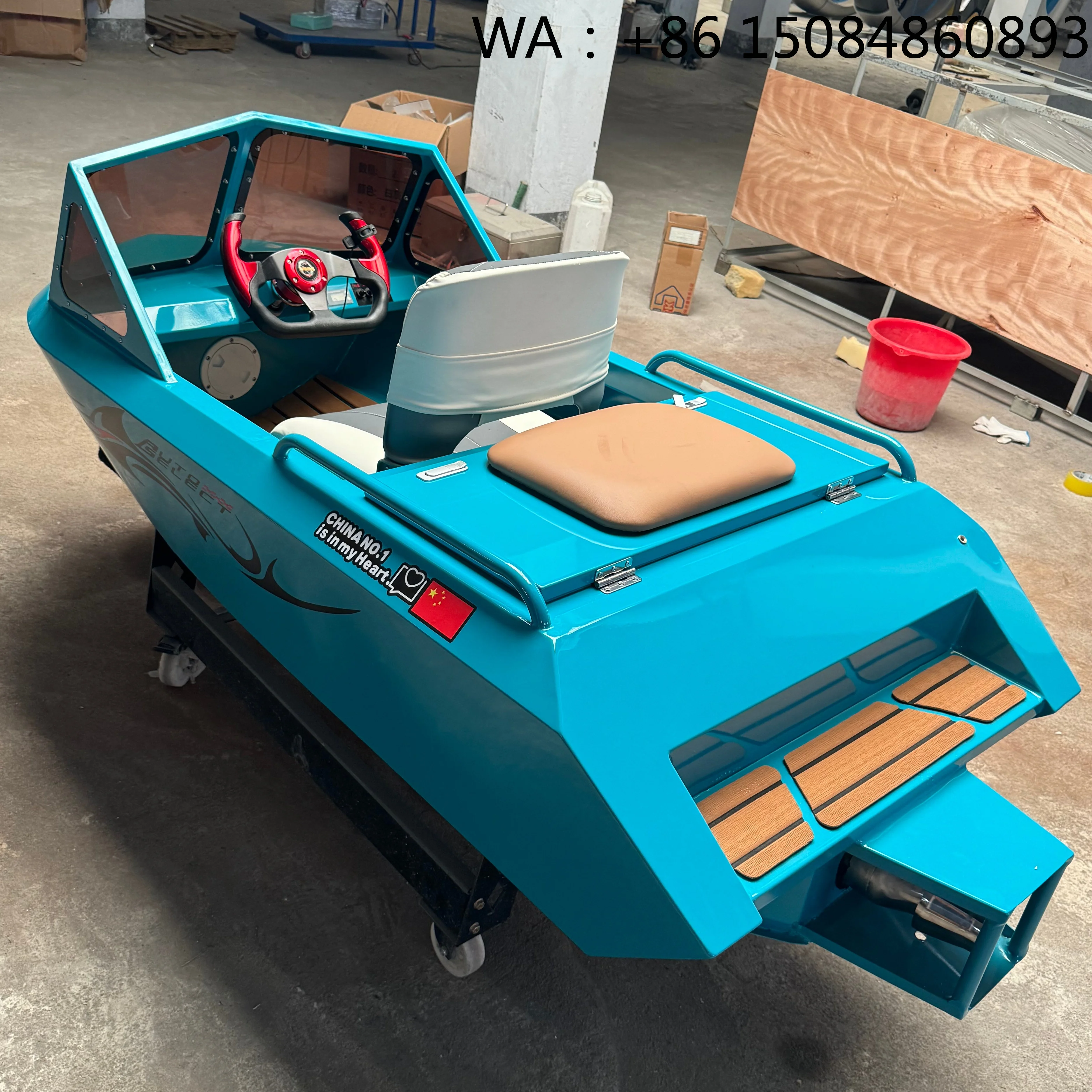 Smooth Glide Streamlined Aluminum Small Boat, Flexible Power Component Good Maneuverability For Water Sailing