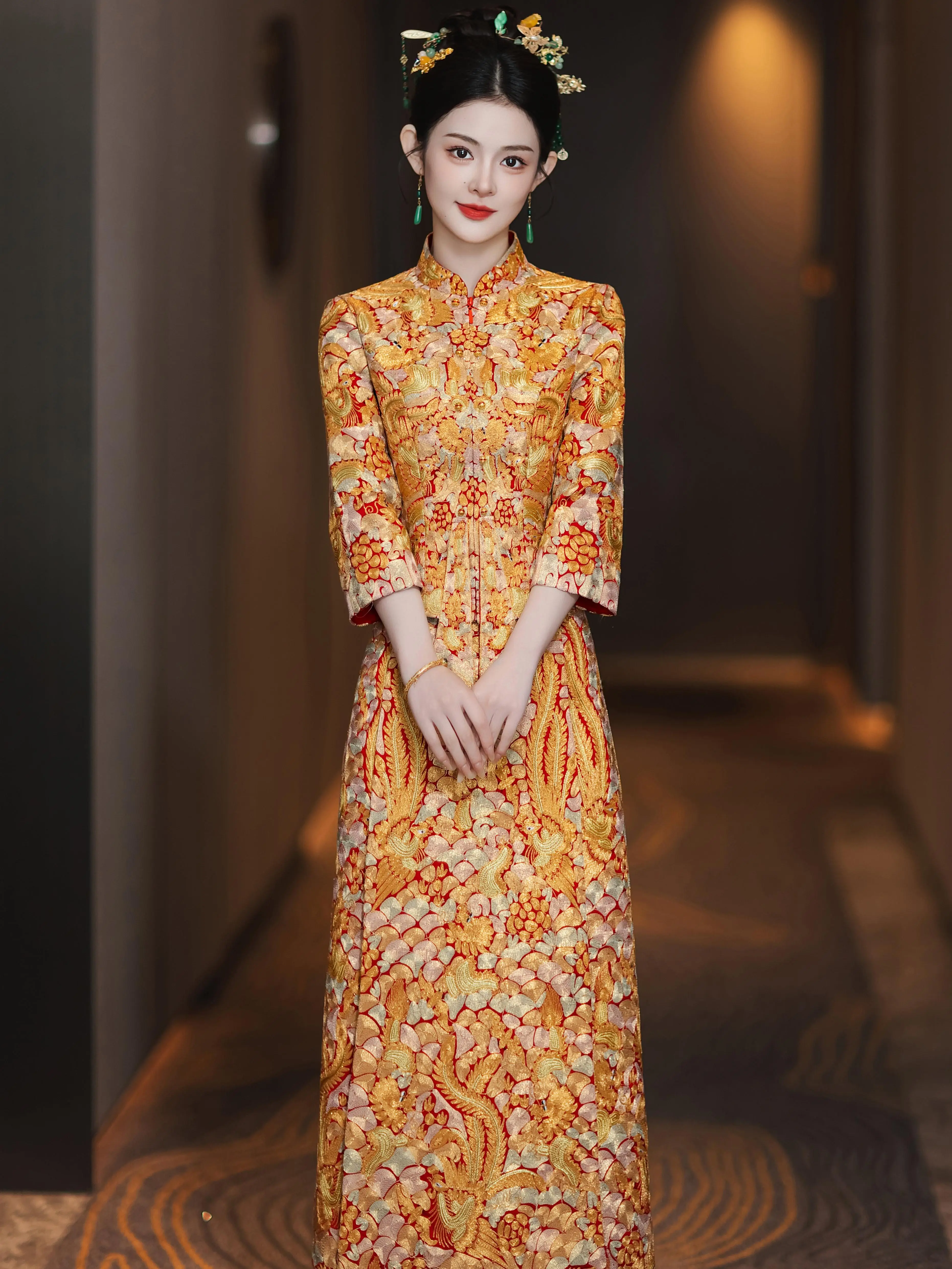 

Платье с полной вышивкой, золотое и невесты, новинка 2025, свадебный наряд, китайский костюм Xiuhe, одежда, платье для тостов