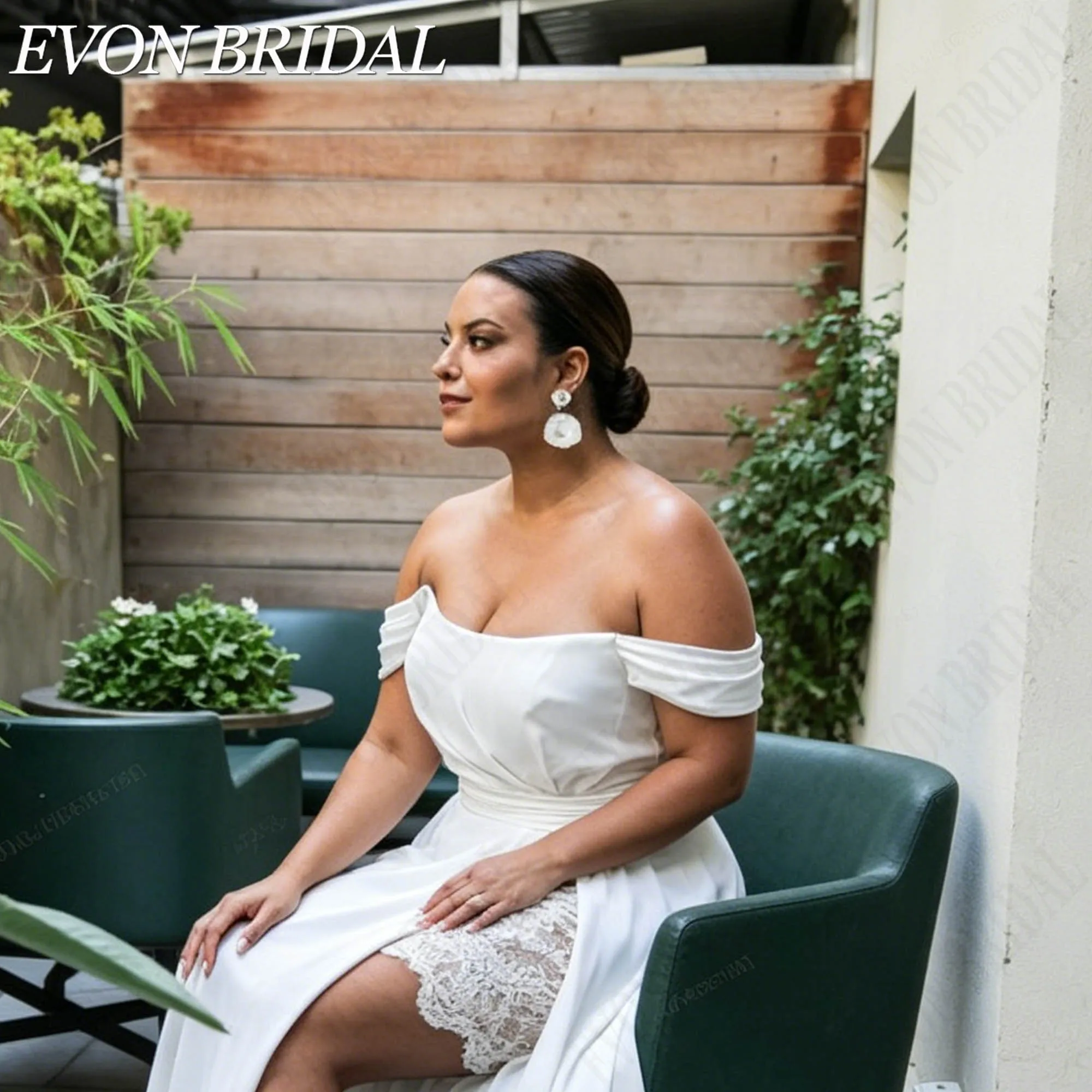 EVON BRIDAL Vestido de novia talla grande sin tirantes mangas de encaje desmontables gasa corte A abertura alta vestido nupcial personalizado tallas amplias detalles modificables ideal para ceremonias de boda