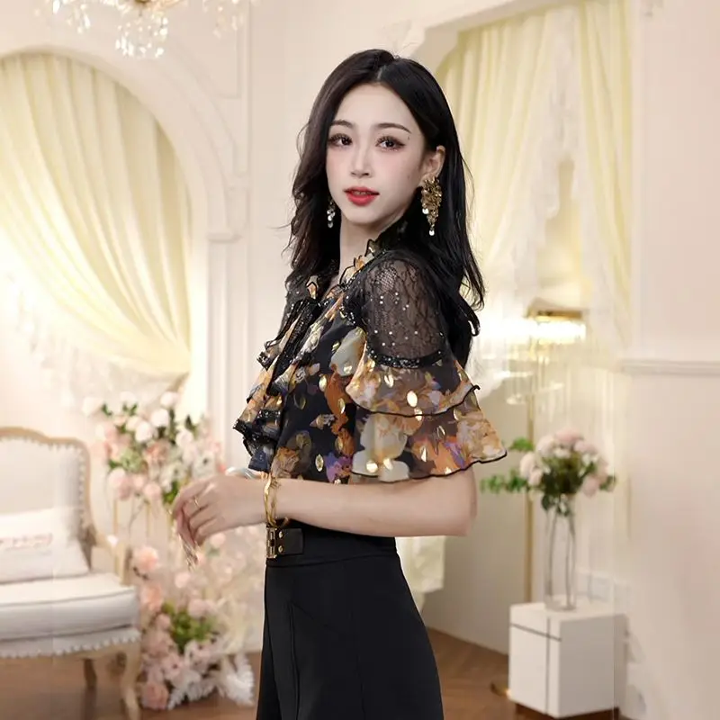

2025 Fashion New Lace-up Printed Shirt Spliced Lace Top Women’s Short-Sleeved Chic Sequined Pullover