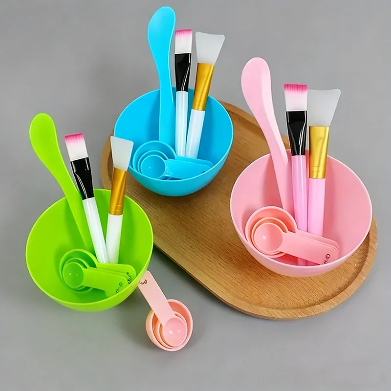 مجموعة أوعية خلط قناع الوجه السيليكون مكونة من 7 قطع مع فرش ناعمة مجموعة أدوات الوجه DIY للأقنعة المنزلية وأدوات العناية بالجمال