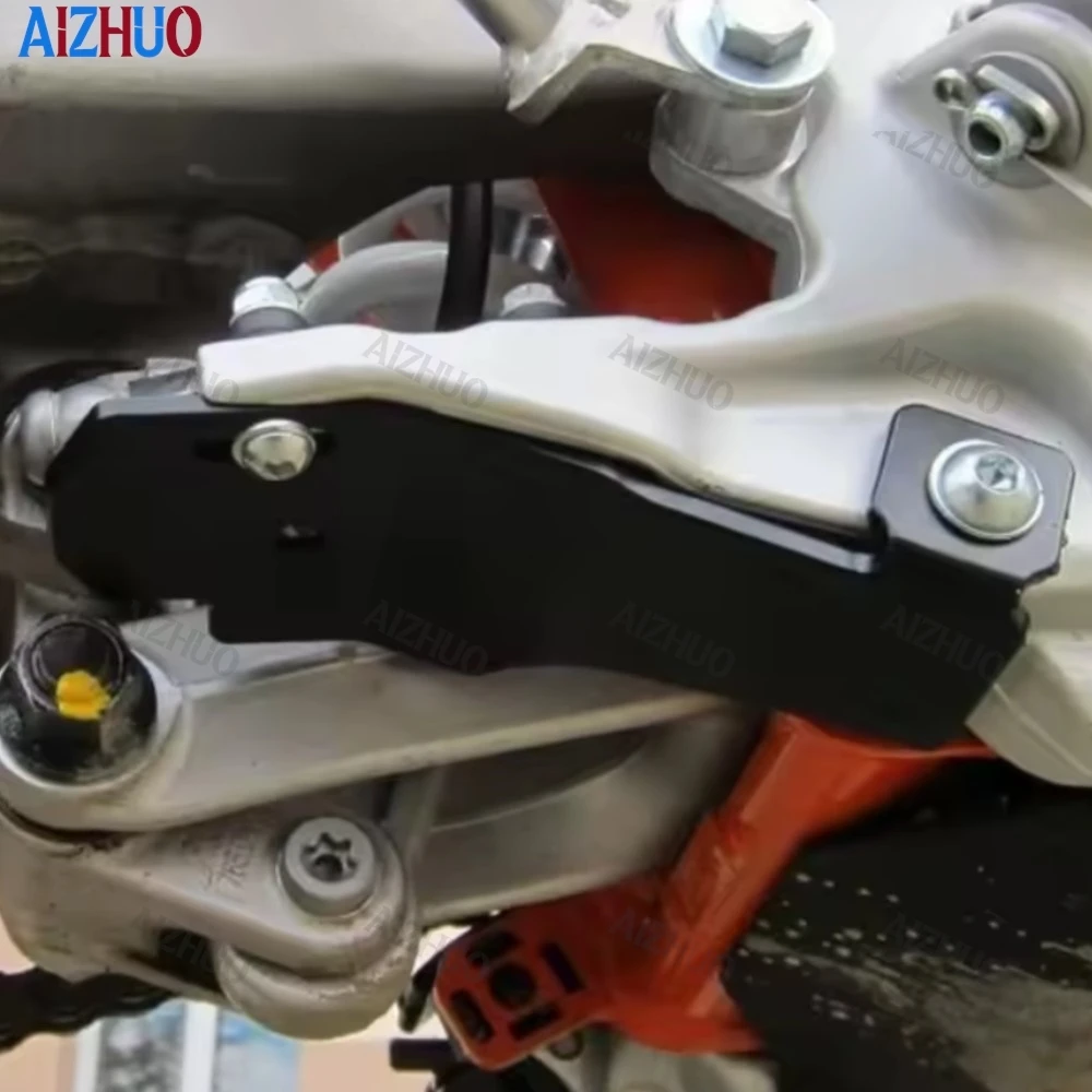For GASGAS 700 ES 700 SM 700 SM700 ES700 690 SMC R Enduro R 701 Enduro Supermoto  Rear Brake Cylinder Protector Guard Cover 690