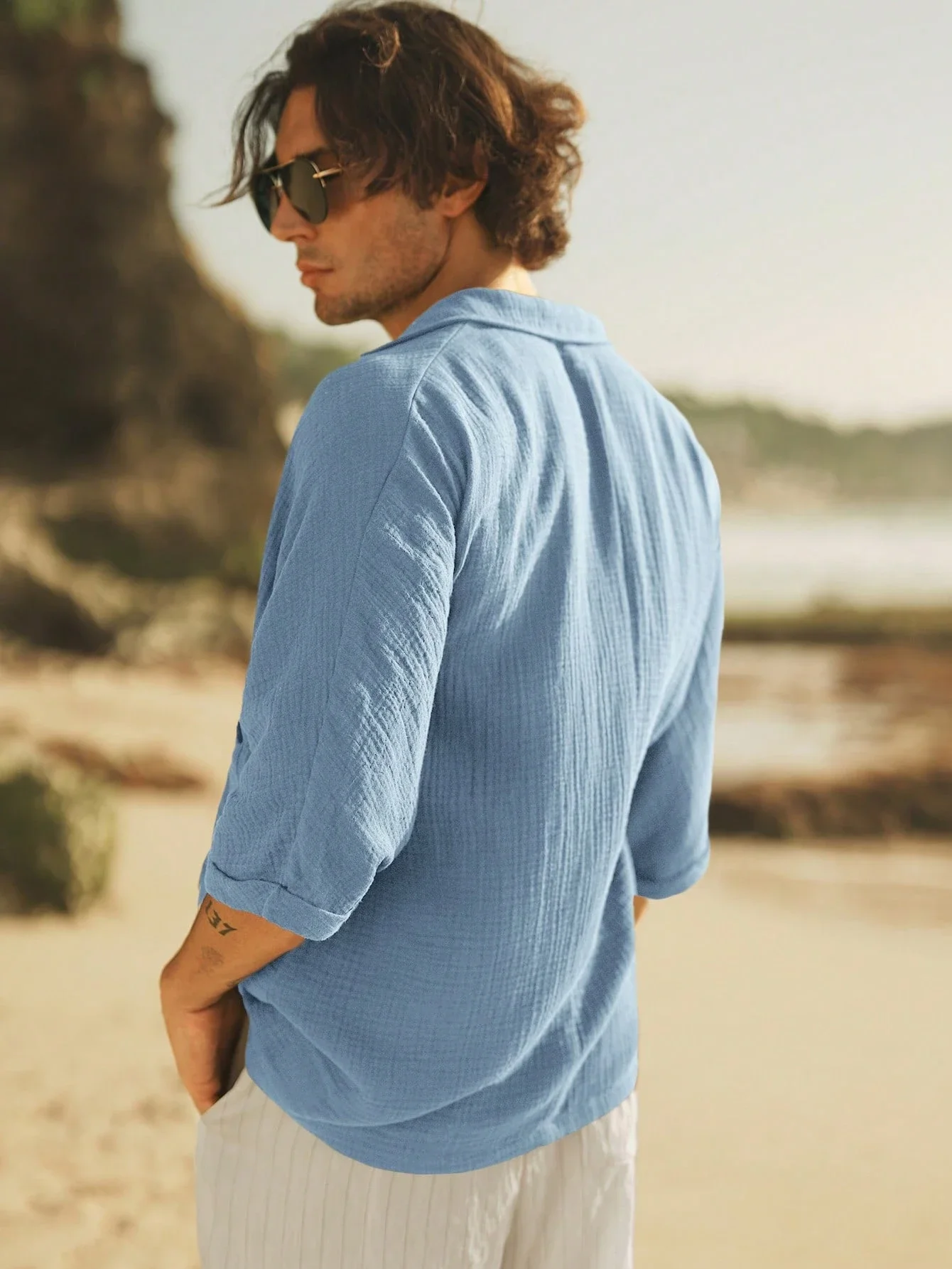 

Men's Casual Crinkle Fabric Lapel Collar Three-Quarter Sleeve Shirt Sky Blue
