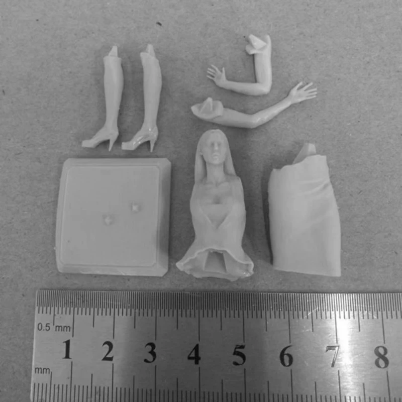 Monica Bellucci Full Resin Figure 1/24 Scale 75mm Assemble Miniature Garage Model Kit Unassembled Unpainted Diorama Toys