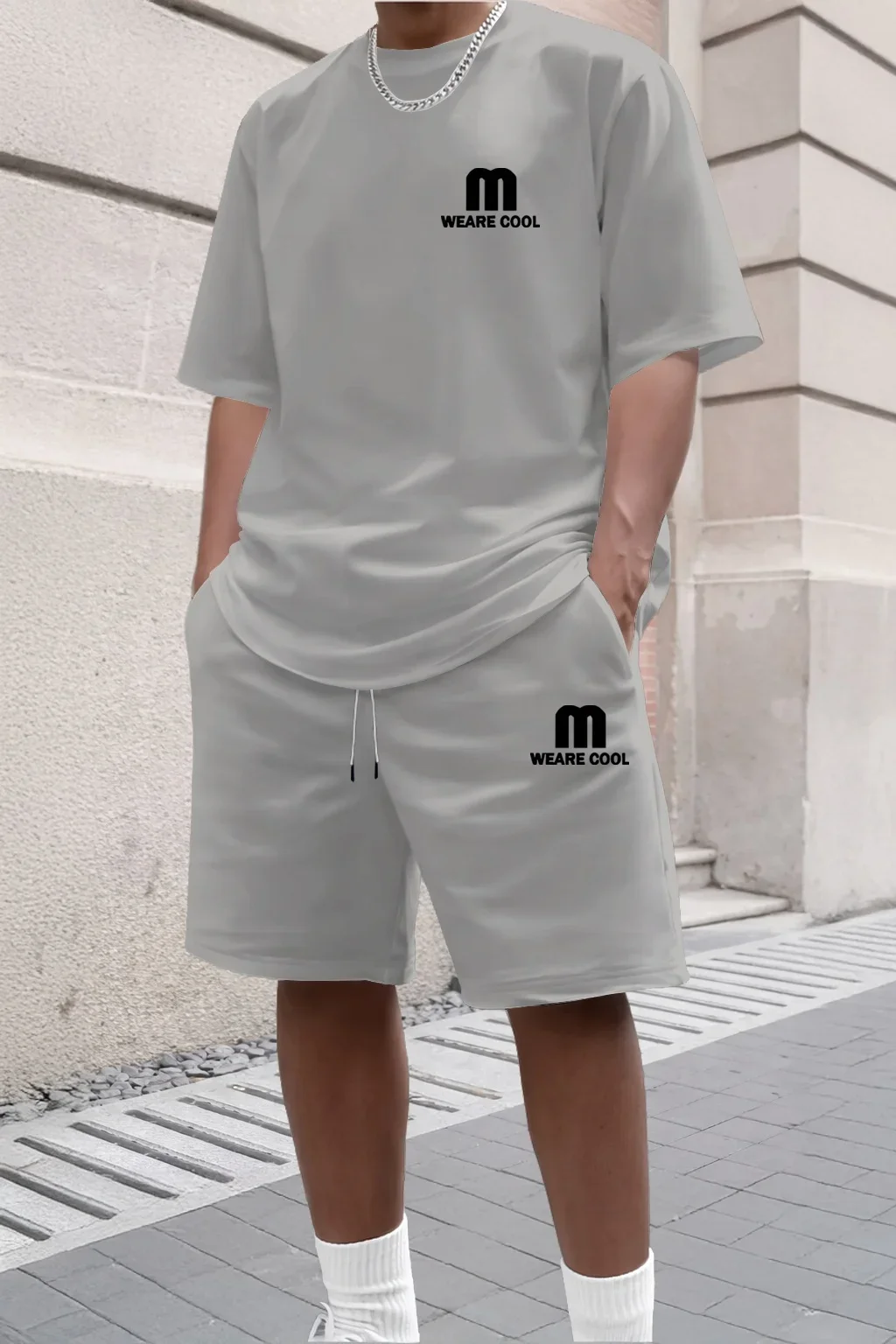 Men's Black T-shirt Short Sleeved Multifunctional Basic Round Neck Casual and Fashionable Top Set