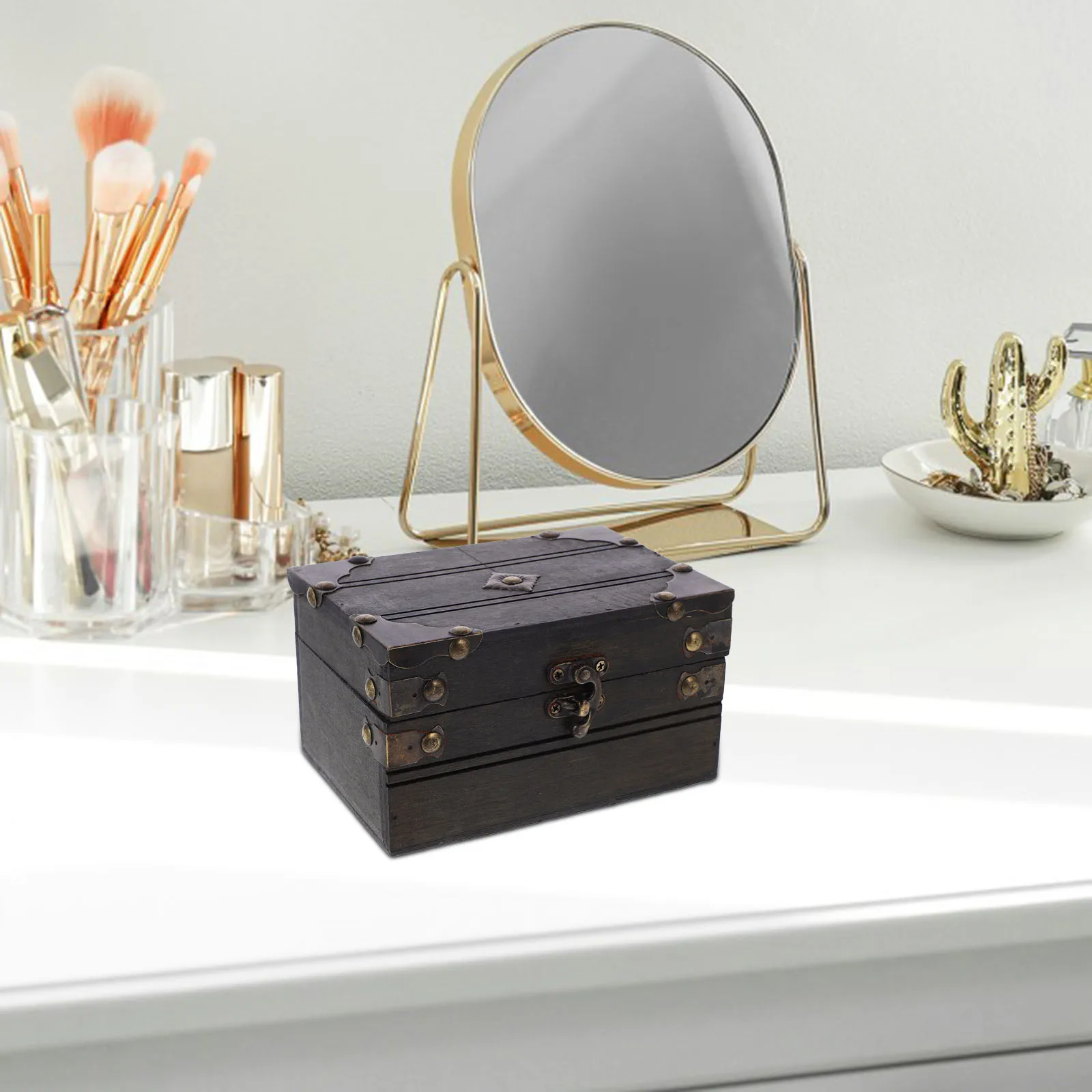 

Treasure Chest Vintage Jewelry Box Storage Boxes Decorative Props with Lock Large Keepsake Trunk