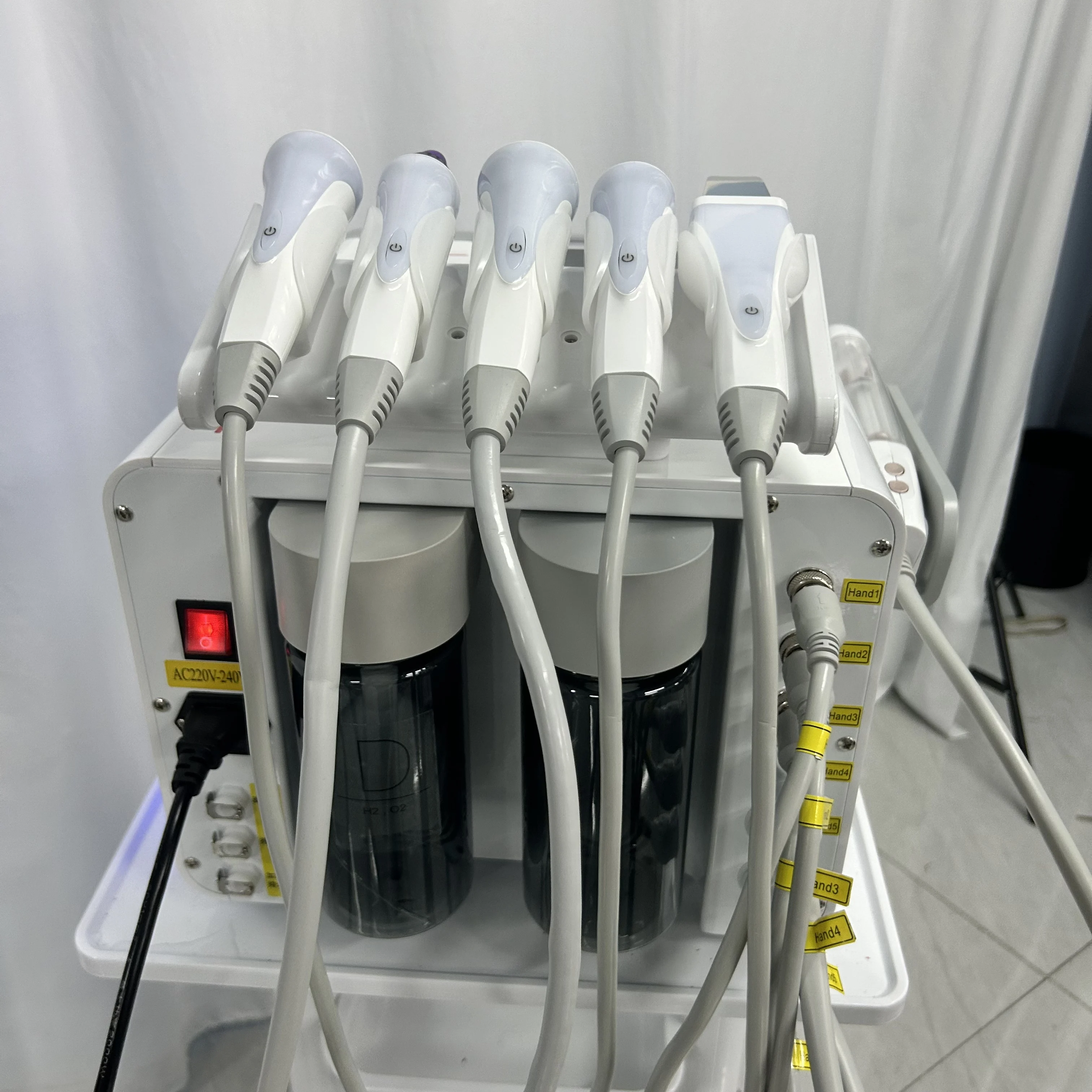 

6-in-1 Hydrotherapy Booster Skincare Scrubber RF Beauty Machine with Hydrogen Oxygen Small Bubble Facial Washers for Skin Care