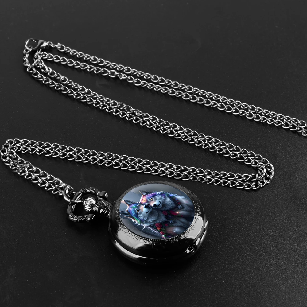 Two lone wolves Design Glass Dome Quartz Pocket Watch With Durable Chain Arabic Numeral Dial For Men And Women Creative Gifts