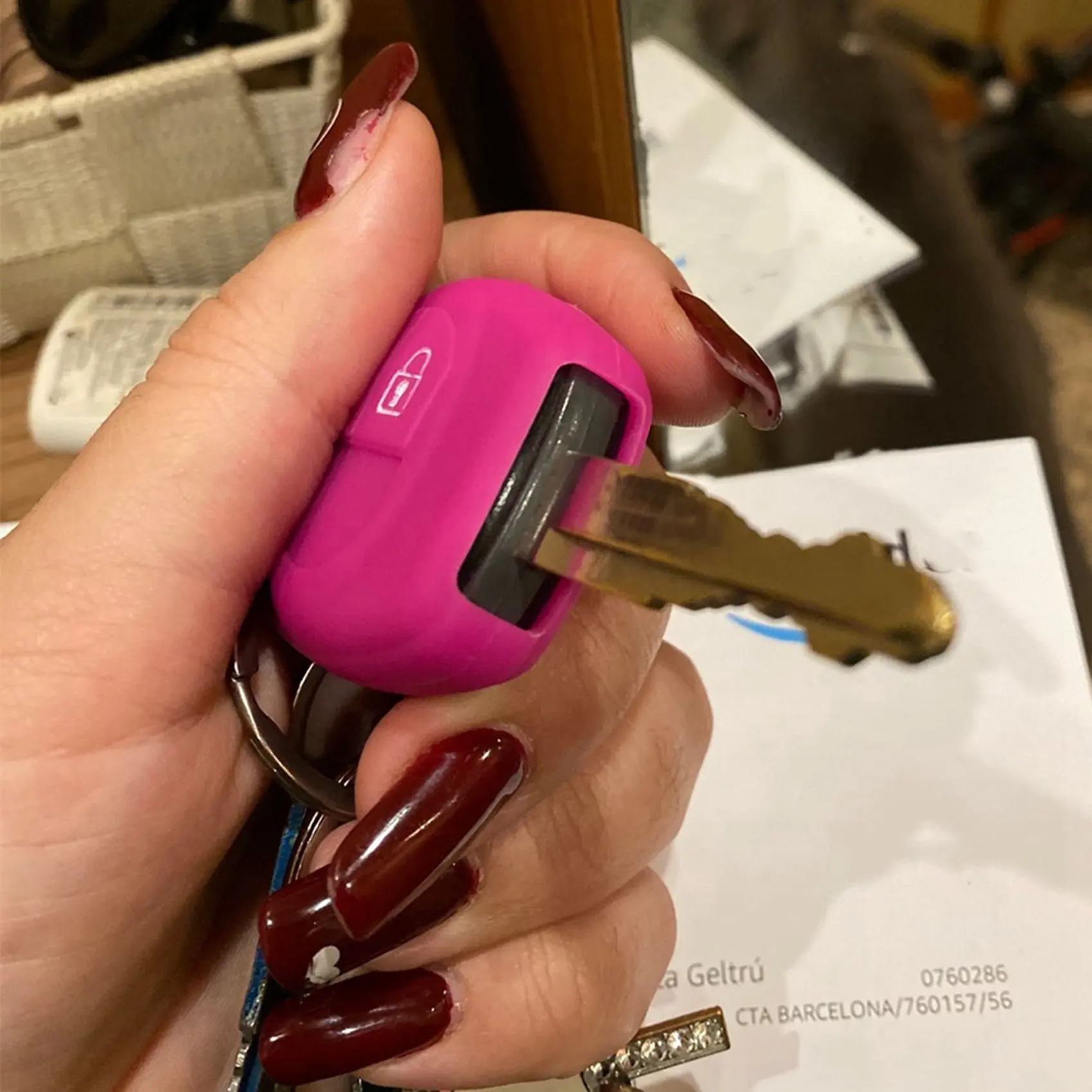 Super Sale Silicon Car Key Cover for Suzuki SX4 Swift Grand Vitara Liana Celerio Jimny Key Case Keychain Alarm, Rose Red