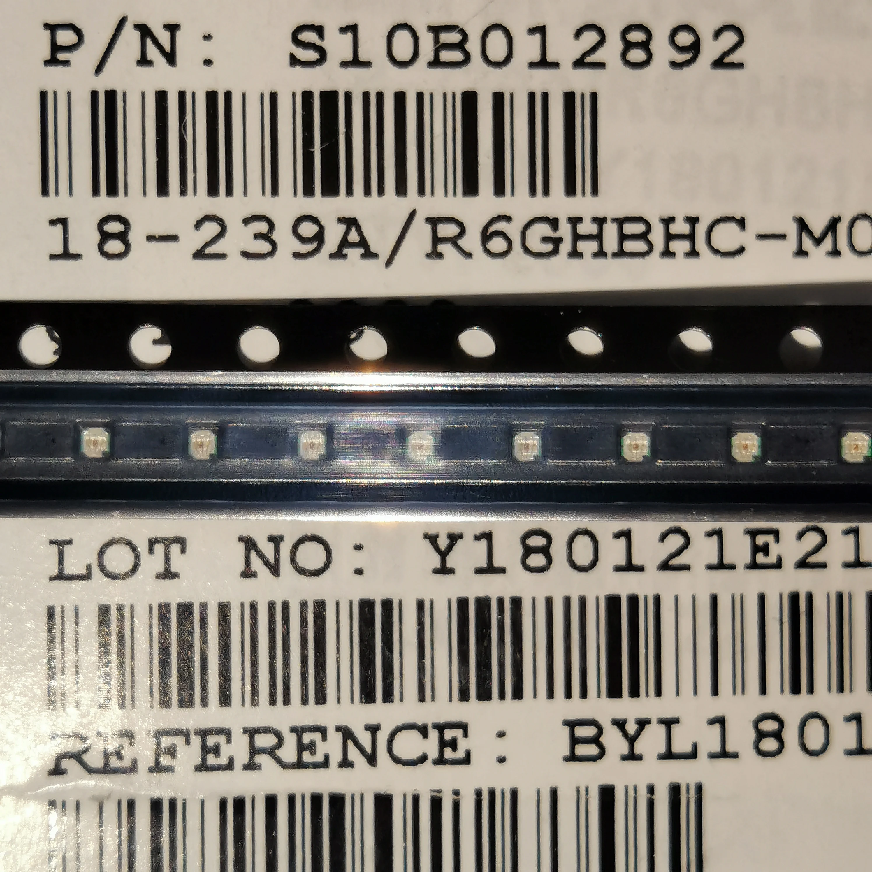 

50PCS/18-239A/R6GHBHC-M01/2T 0404 "RGB three-color, common anode"