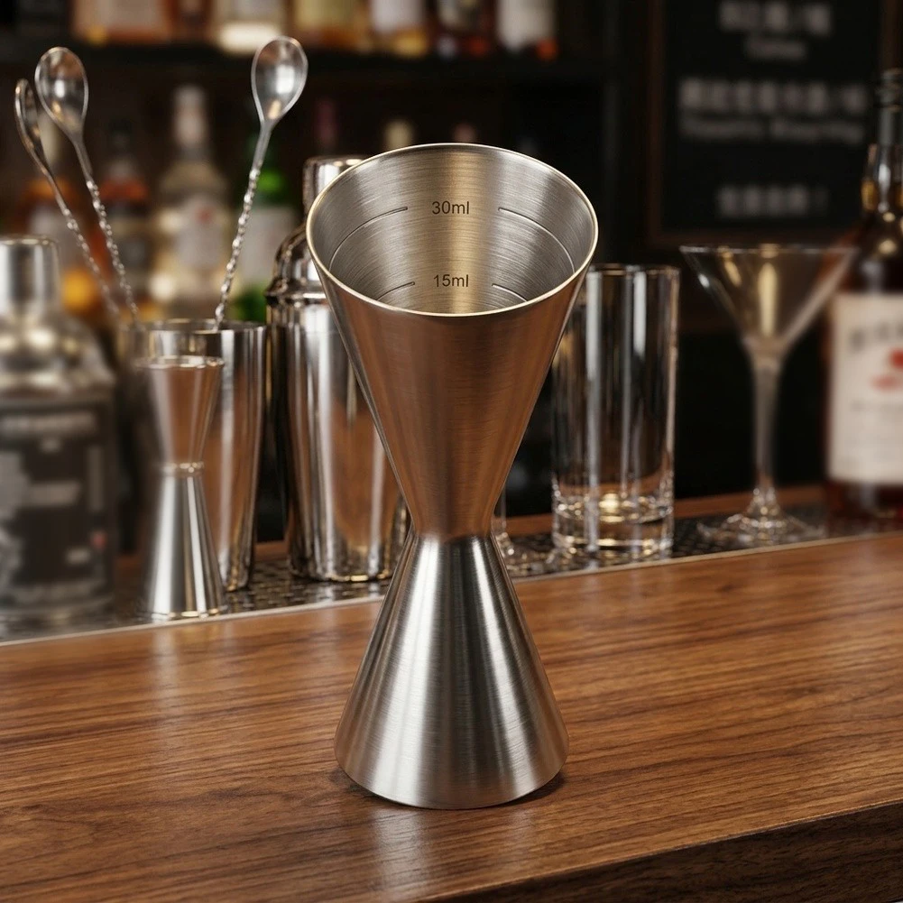Contemporary Stainless Steel Jigger for Cocktails Dual Measurement Design 30/45ml 30/60ml 45/60ml 60/90ml for Bartender Use