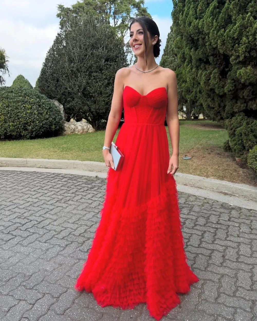 

Customized Simple Retro Tulle Pleat Tiered A-line Strapless Long Dresses Bespoke Occasion Dresses Classic High Quality Elegant