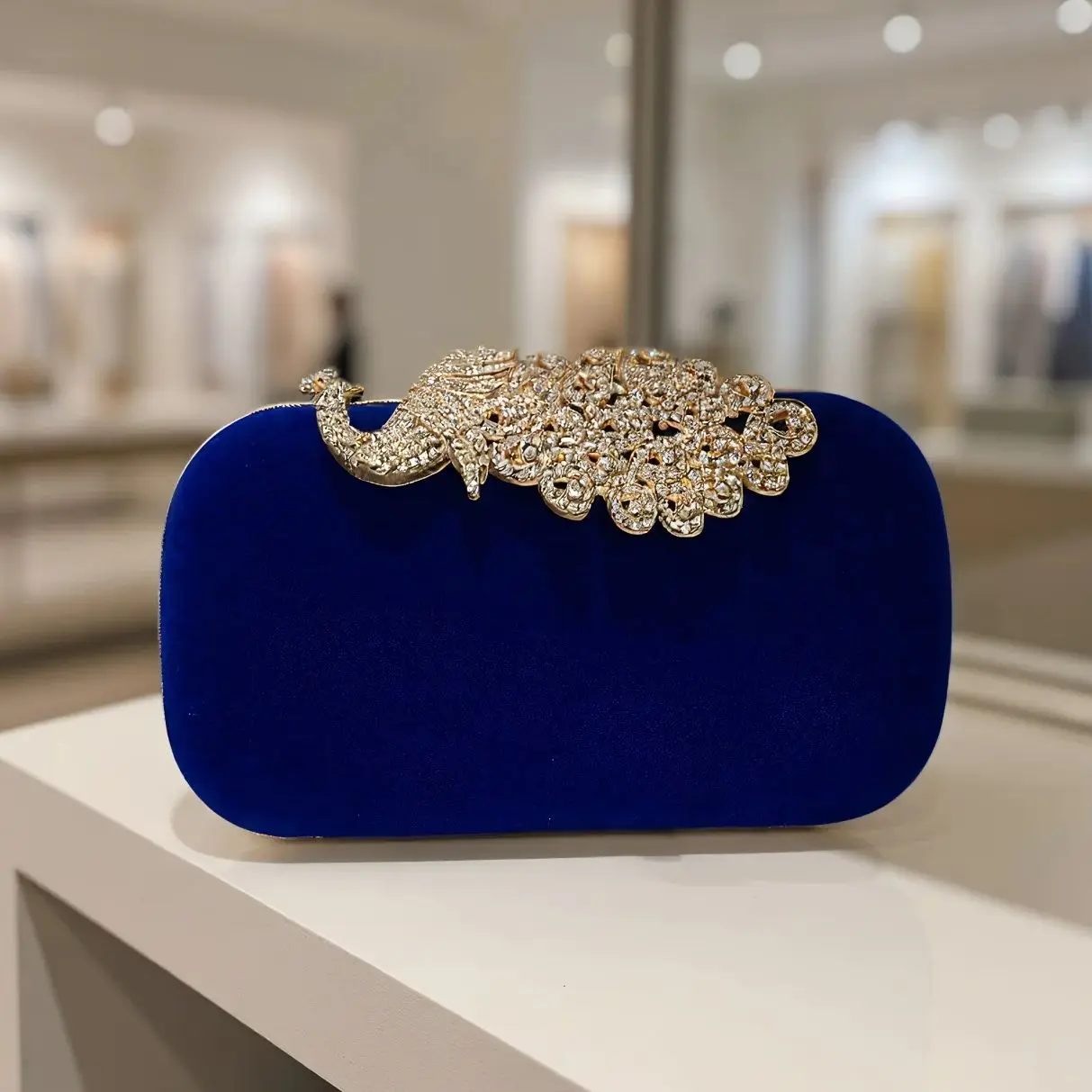 Animal Peacock Metal Shoulder Chain Evening Bags Rhinestones Velvet Small Clutch Bags Flap Design Red Color Lady Handbags view 4