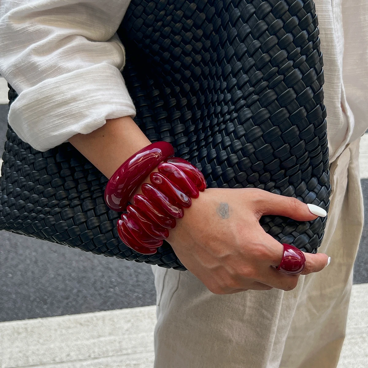 PuRui 3 أنماط خمر الأحمر سميكة الاكريليك الراتنج أساور خواتم للنساء الشرير الهيب هوب غير النظامية سحر الذراع سوار مجوهرات هدايا